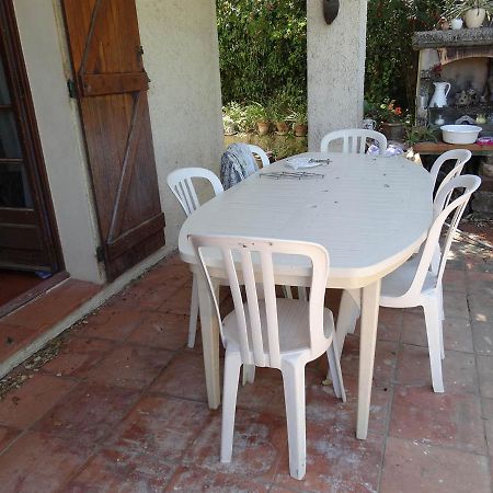 Chambre Dans Propriete La Croix Du Sud Le Pradet Exterior foto
