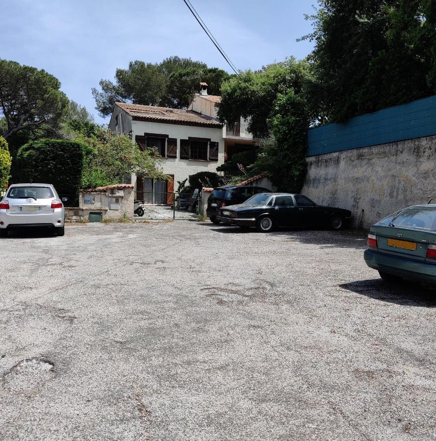 Chambre Dans Propriete La Croix Du Sud Le Pradet Exterior foto
